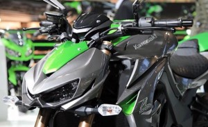 Kawasaki Z1000 and Ninja 1000 launched in India for 12.5 lakh
