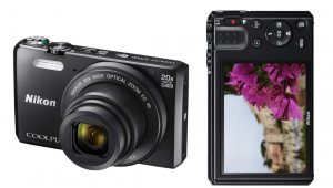 Nikon Coolpix S7000
